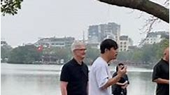 CEO của Apple, Tim Cook đã tới Việt Nam và đang của buổi gặp gỡ trò chuyện cùng YouTuber Duy Thẩm.