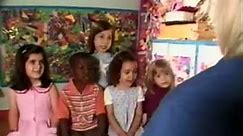 Elmo's World Singing, Drawing and More! (2000)