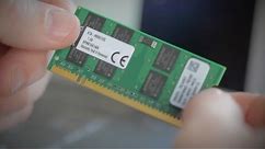 Install RAM in a Macbook Pro - Kingston Technology