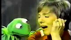 Kermit and Julie Andrews sings Being Green