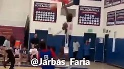 LeBron James Jr. dunks in his middle school debut