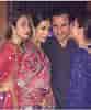Kareena Kapoor Ex Husband માટે ઇમેજ પરિણામ. માપ: 83 x 100. સ્ત્રોત: ahwallpaperkeren.blogspot.com