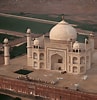 تصویر کا نتیجہ برائے Taj Mahal. سائز: 97 x 100۔ ماخذ: www.creativefabrica.com