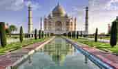 Architecture of Taj Mahal માટે ઇમેજ પરિણામ. માપ: 171 x 100. સ્ત્રોત: www.tripsavvy.com