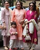 Kareena Kapoor family के लिए छवि परिणाम. आकार: 80 x 100. स्रोत: www.pinterest.com