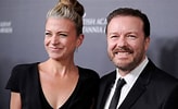 Image result for Ricky Gervais Wife Lisa. Size: 164 x 100. Source: 256sonialong.blogspot.com