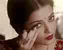 Aishwarya Rai Sarbjit ਲਈ ਪ੍ਰਤੀਬਿੰਬ ਨਤੀਜਾ. ਆਕਾਰ: 125 x 100. ਸਰੋਤ: www.filmibeat.com