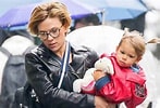 Image result for Scarlett Johansson husband and Kids. Size: 147 x 100. Source: ecelebritymirror.com