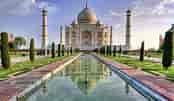 Architecture of Taj Mahal కోసం చిత్ర ఫలితం. పరిమాణం: 174 x 101. మూలం: www.tripsavvy.com