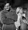 Omar Sharif and Julie Christie కోసం చిత్ర ఫలితం. పరిమాణం: 97 x 102. మూలం: www.pinterest.ch