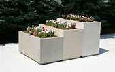 Afbeeldingsresultaten voor Concrete Planters. Grootte: 169 x 106. Bron: dotyconcreteproducts.blogspot.com