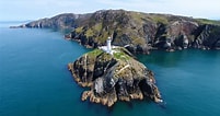 Image result for Phare de South Stack. Size: 201 x 106. Source: www.menaiholidays.co.uk