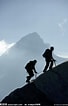 Image result for 登山. Size: 68 x 106. Source: www.nipic.com