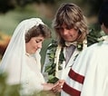 Image result for Sharon Osbourne Ozzy Wedding. Size: 119 x 106. Source: www.estrelando.com.br