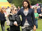 Image result for Russell Brand wife. Size: 143 x 106. Source: herbeauty.co