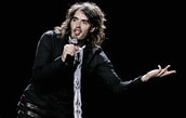Russell Brand Stand up に対する画像結果.サイズ: 172 x 109。ソース: www.nme.com