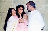 Image result for rakhee Gulzar wife. Size: 169 x 110. Source: www.timesnowhindi.com