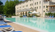 Bildresultat för Bagni di Tivoli piscine. Storlek: 191 x 110. Källa: www.stabilimenti-termali.it