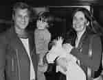 Image result for Tony Curtis wife Leslie Allen. Size: 150 x 117. Source: news.amomama.com
