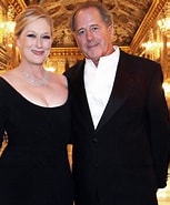 Image result for Meryl Streep divorzio. Size: 153 x 185. Source: www.eonline.com