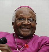 Risultato immagine per Desmond Tutu Ordinato Presbitero. Dimensioni: 173 x 185. Fonte: buzzsouthafrica.com