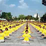 Résultat d’image pour World Dansk samfund Religion Falun Dafa. Taille: 185 x 185. Source: thebeltandnoose.com