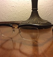 Afbeeldingsresultaten voor Hardy's Glasses. Grootte: 173 x 185. Bron: neatfalas.weebly.com
