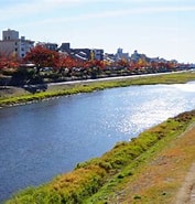 京都 紅葉 鴨川 に対する画像結果.サイズ: 177 x 185。ソース: kyotomoyou.jp