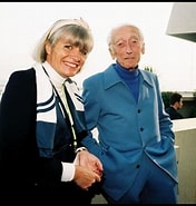 Image result for Jacques yves Cousteau enfants. Size: 176 x 185. Source: www.closermag.fr