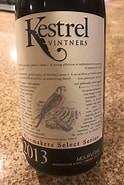 Afbeeldingsresultaten voor Kestrel Mourvedre Winemaker's Select. Grootte: 124 x 185. Bron: www.cellartracker.com