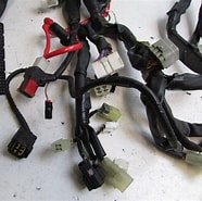 Billedresultat for Yamaha R1 B3l Complete Wiring Loom B3l-82590-00. størrelse: 186 x 185. Kilde: www.ebay.com