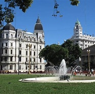 Risultato immagine per Plaza de Mayo Wikipedia. Dimensioni: 187 x 185. Fonte: www.gpsmycity.com