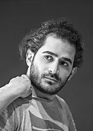 Image result for acteur syrien. Size: 132 x 185. Source: www.persanophone.fr