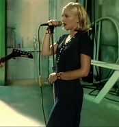 Image result for Gwen Stefani Vevo. Size: 174 x 185. Source: hollywoodlife.com