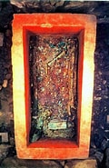 古墳 遺体 に対する画像結果.サイズ: 120 x 185。ソース: www.asahi.com