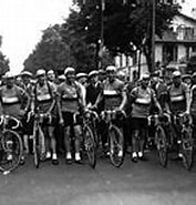 Risultato immagine per Tour de France 1932 Wikipedia. Dimensioni: 177 x 124. Fonte: fr.wikipedia.org