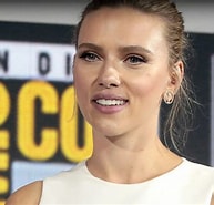 Scarlett Johansson Born に対する画像結果.サイズ: 193 x 185。ソース: nationaltoday.com