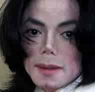 Michael Jackson Real Name માટે ઇમેજ પરિણામ. માપ: 190 x 185. સ્ત્રોત: www.nickiswift.com