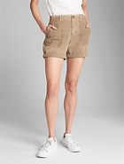 Gap Chino Shorts women 的图像结果.大小：140 x 185。 资料来源：www.pinterest.com