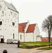 Image result for Hjørring Kommune. Size: 182 x 185. Source: www.expedia.ca