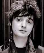 Pete Doherty injecting ಗಾಗಿ ಇಮೇಜ್ ಫಲಿತಾಂಶ. ಗಾತ್ರ: 154 x 185. ಮೂಲ: www.irishcentral.com