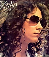 Risultato immagine per Katia Italian singer. Dimensioni: 159 x 185. Fonte: recordarazcom.blogspot.com