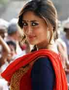 Image result for Kareena Kapoor Highest Paid Actresses. Size: 142 x 185. Source: lopel56.blogspot.com