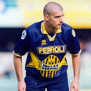 Image result for Maniero. Size: 185 x 185. Source: www.calciohellas.it