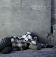 Billedresultat for Hjælp til hjemløse. størrelse: 181 x 185. Kilde: www.rodekors.dk
