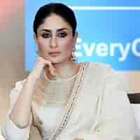 Image result for kareena kapoor khan. Size: 200 x 200. Source: zeenews.india.com