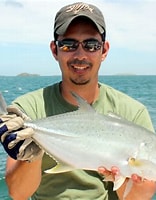 Image result for caranx papuensis. Size: 156 x 200. Source: www.howtocatchanyfish.com