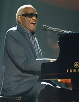 Risultato immagine per ray charles. Dimensioni: 155 x 200. Fonte: www.britannica.com