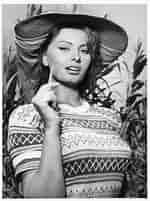 Image result for Sophia Bush Sophia Loren. Size: 150 x 201. Source: www.popsugar.com