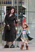 Helena Bonham Carter Children માટે ઇમેજ પરિણામ. માપ: 150 x 224. સ્ત્રોત: www.pinterest.com